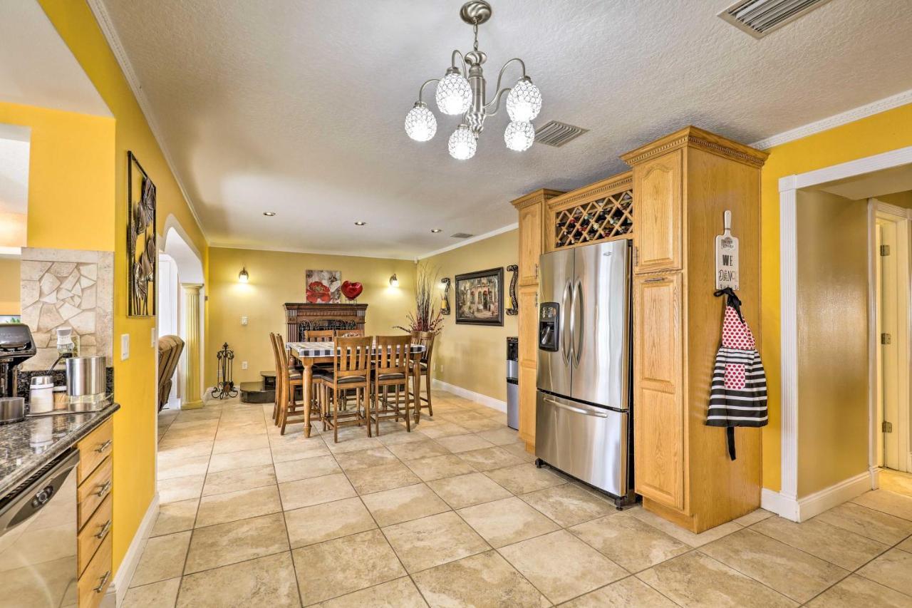 Cozy Home In Heart Of Tampa With Lanai And Pool! 外观 照片